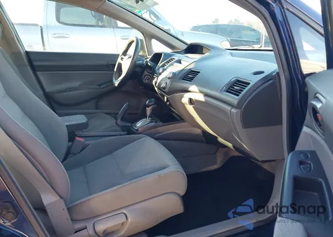 2010 Honda Civic Vp из США, поврежденный, VIN 2HGFA1F32AH506247